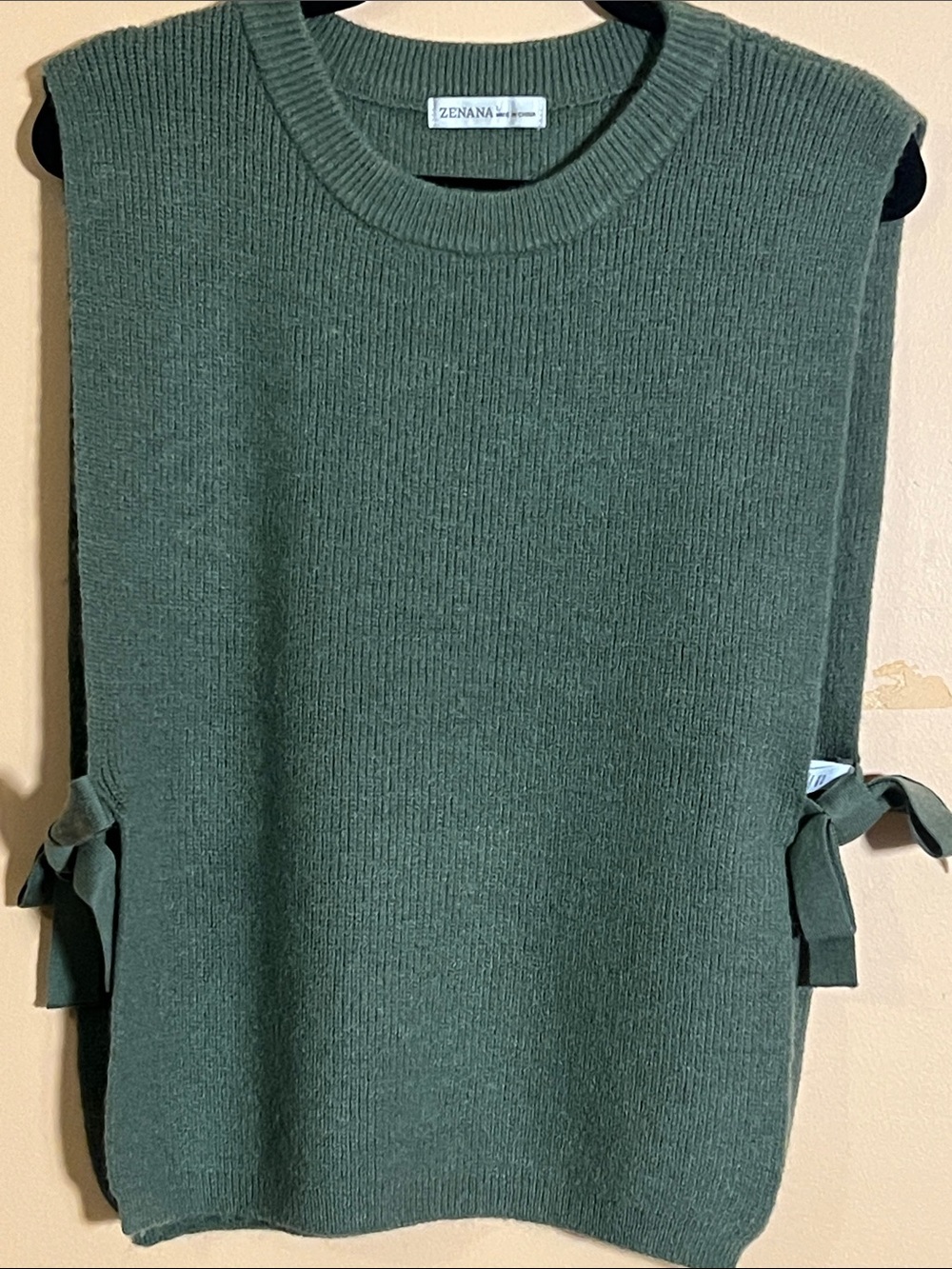 Zenana NWT Side-Tie Open Side Knit Sweater Vest Sage Green Large